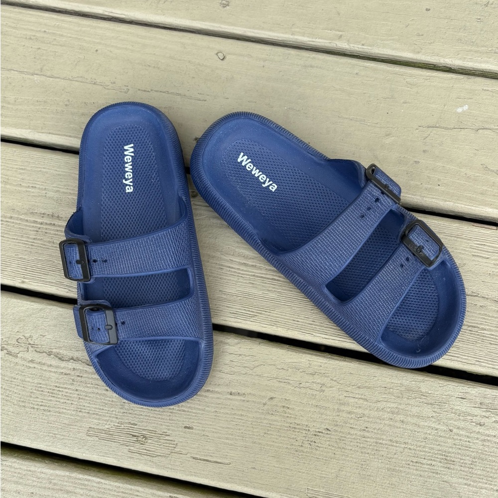 NWOT Weweya Navy Blue Slide Sandals, Size: 9 = EUR 40